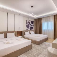 Signature Stays Artistic Modern Apt