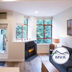 Alpenglow Lodge Snooze Studio with Den by MVA