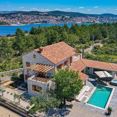 Lovely Home In Jadrija With Wifi
