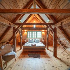 ENJOY Cozy HOME Hills & Forest & Views & Gardens & Sauna Whirlpool Bath