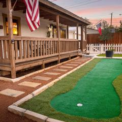 LeMay Haus - Fire Pit, Heated Pool & Close to Main