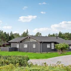 Stunning Home In Glesborg With Kitchen