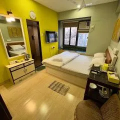 1 Bedroom Studio Apartment- Close to BKC