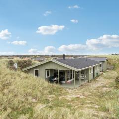 Awesome Home In Løkken