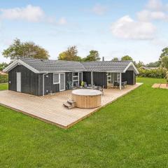 Beautiful Home In Hadsund With Sauna