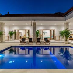Semera - Luxury Brand New Villa with a Spacious Pool in the Prime Location