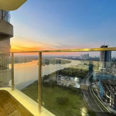 SeaView Danga Bay Gateway Relax with Fee Parking for 8-10 Guest