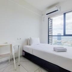 New Furnished Studio Room Sky House Alam Sutera Apartment By Travelio