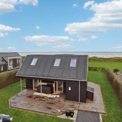 Awesome Home In Otterup With Jacuzzi