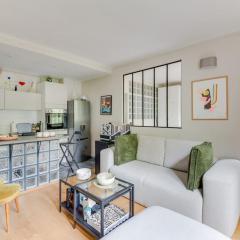 Bel appartement 2 pièces place de la République 75011