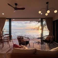 Villa seafront Baan Chom-Ley Boutique villa