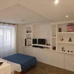 Home ANISIA