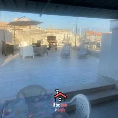 Casa Bianca bnb,Big Terrace,10 min Airport Beaches