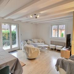 Maison spacieuse à Colmar, 5 chambres, terrasse, WiFi, parking gratuit - FR-1-722-12