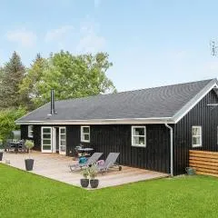 Holiday Home Strandbakken Bogø By Iv