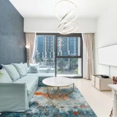 Luxury 1BR in Act One - Downtown