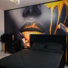 FLH - 777 Apartments