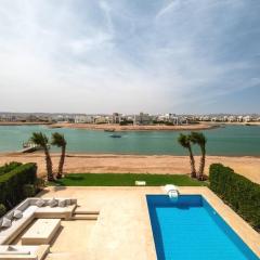 Exclusive Villa: Prime Locale