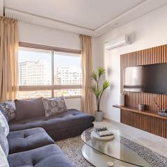 Cozy Suite & Balcony - Beach & Train Station