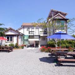 Aquapia House