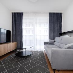 Manufaktura Deluxe Apartment by BookingHost