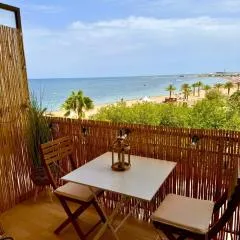 360 sea view Beachfront apartment 2 bedrooms
