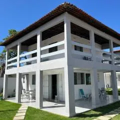 Casa em Tamandaré, 2 quartos, 100m do mar