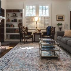 Historic Park Place Retreat - 3 Bdrm on the Park!