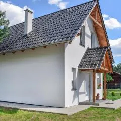 2 Bedroom Gorgeous Home In Niesulice