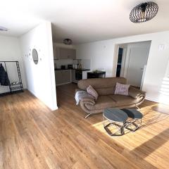 No 20 - gemütliche 2 Zimmer Whg, Küche, Balkon, Badewanne, Parkplatz