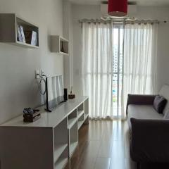 Lindo e aconchegante apto a 50m da praia