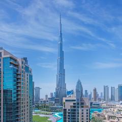 Savis Homes - Luxury 2 Bedroom Suite with Full Burj Khalifa View