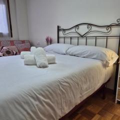 1A125 Cómodo apto con garaje