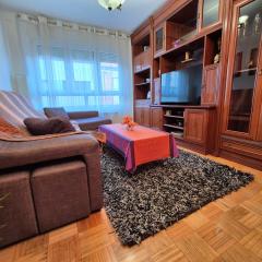 1A125 Cómodo apto con garaje by R2R Consulting