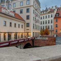 Apartament AleMłyn - na wyspie Słodowej, z balkonem i pięknym widokiem- SpaceApart