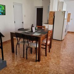 Duplex temporal VyC con estacionamiento
