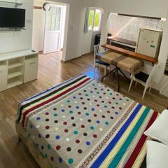 Dpto moderno con aire acondicionado a pasos del mar