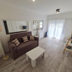 Depto para dos personas zona Chauvin