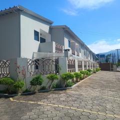 Condomínio Village 2 - Maranduba - 100m da praia