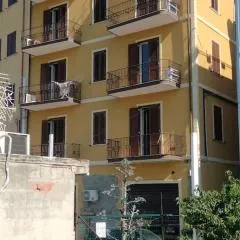 Appartamento Ficarra Via Logge 16