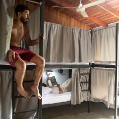 Argdivan Beach Hostel