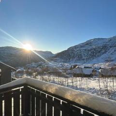 Cozy Apartment - Great View!