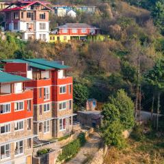 StayVista at Grove - Elysium Estate with Hill View, Lawn