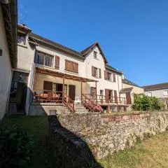 Grande maison de campagne avec jardin et cheminée près d'une plage - FR-1-591-634