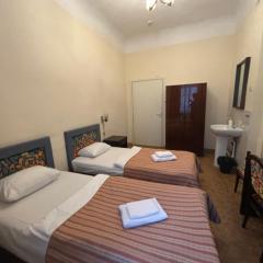 Hostel Viktorija with Private Rooms