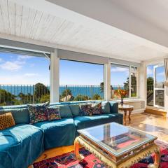 Umbrella Pines - Clifftop Home, stunning Views