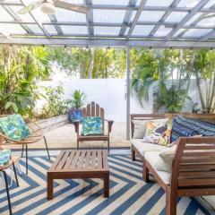 Tropical Garden Villa 5 mins from City Centre