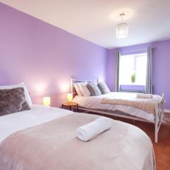 Snowberry Close - Contractors Long Stay by ShortStayUK