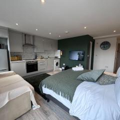 FT6 Brick Lane Studio Apartment