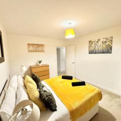 Stay for business, corporate, contractors or leisure with private parking